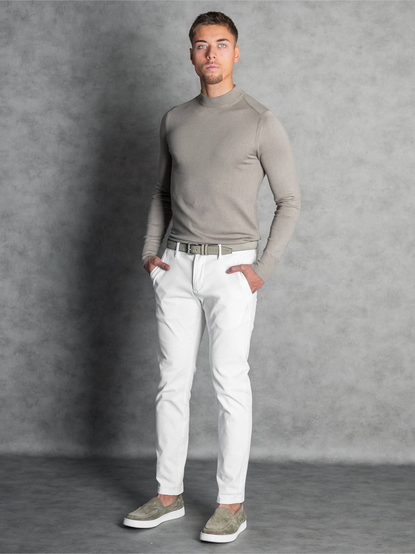 HOLLUM-II Truffle & LAMAR Cream