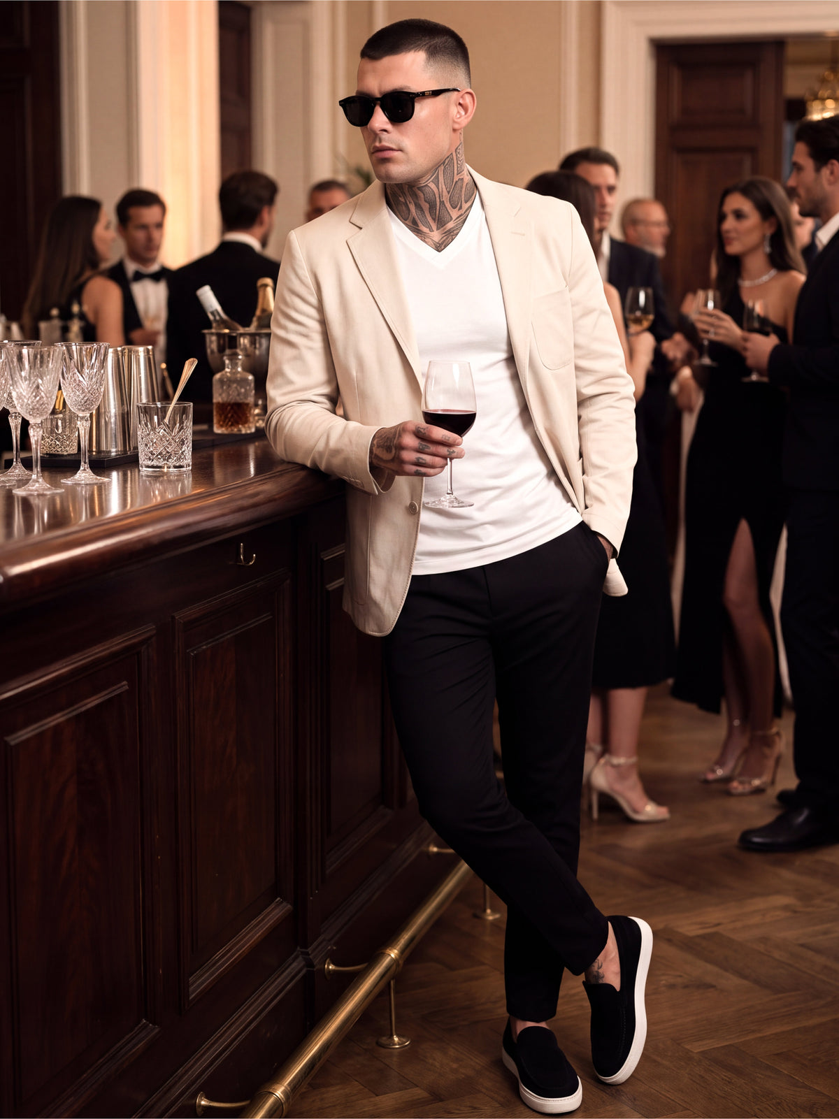 MARLBELLO-MC White Party Look