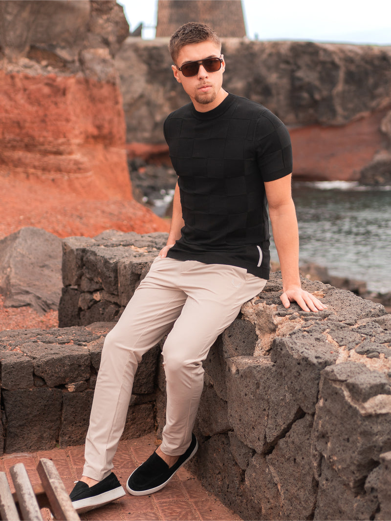 DISTANT SHORES | Modena Black