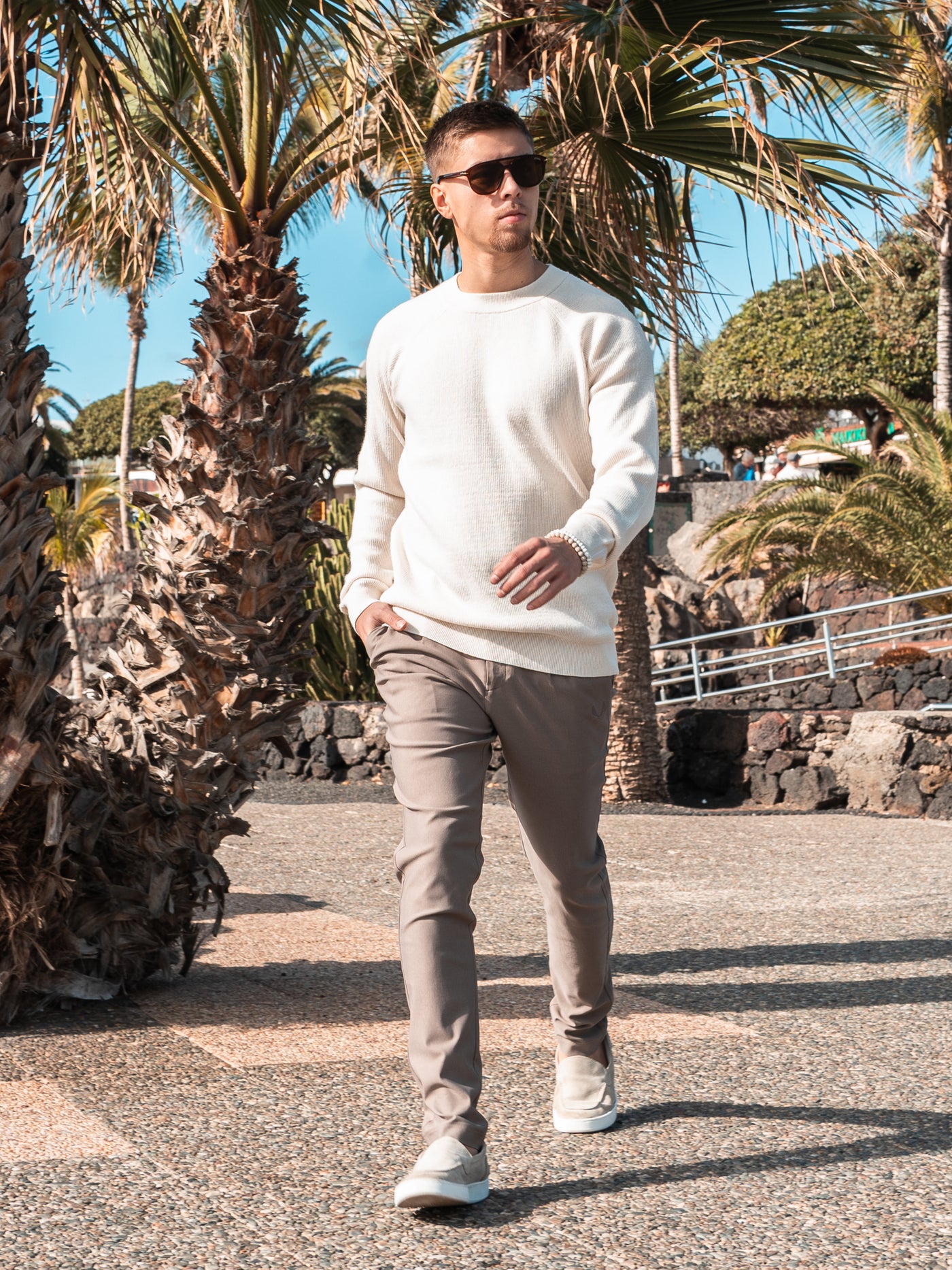 DISTANT SHORES | Sindal Cream