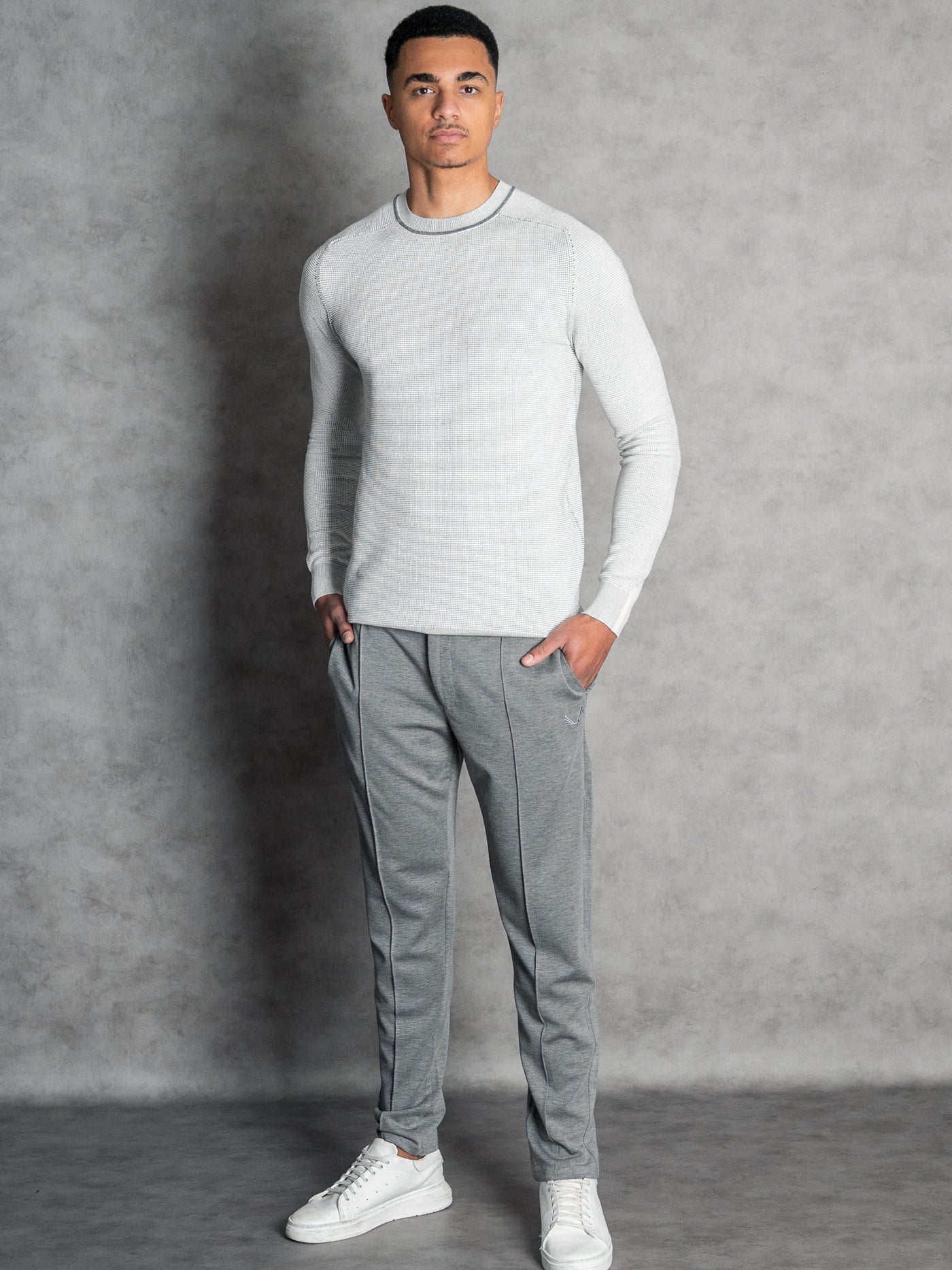 Skipsby Cream-Black & Hugh Grey